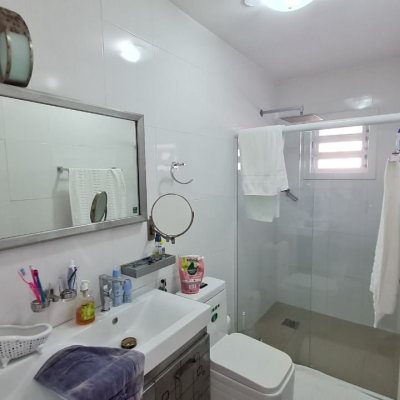 Casa Residencial com 305m², 3 quartos (sendo 3 suítes), 3 garagens, no bairro Pântano Do Sul em Florianópolis