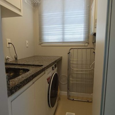 Apartamentos com 71m², 2 quartos (sendo 1 suíte), 1 garagem, no bairro Ingleses em Florianópolis