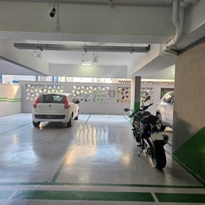 Apartamentos com 94m², 3 quartos (sendo 1 suíte), 2 garagens, no bairro Estreito em Florianópolis