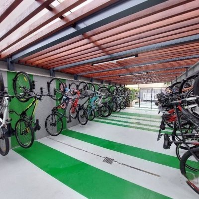 Apartamentos com 94m², 3 quartos (sendo 1 suíte), 2 garagens, no bairro Estreito em Florianópolis