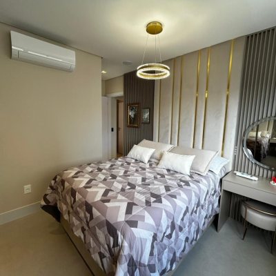 Apartamentos com 94m², 3 quartos (sendo 1 suíte), 2 garagens, no bairro Estreito em Florianópolis