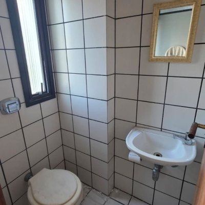 Sala com 36m², no bairro Centro em Florianópolis