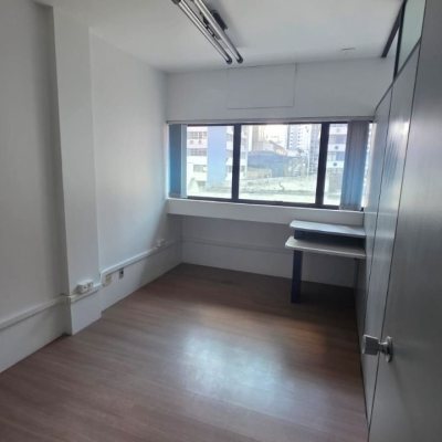 Sala com 36m², no bairro Centro em Florianópolis