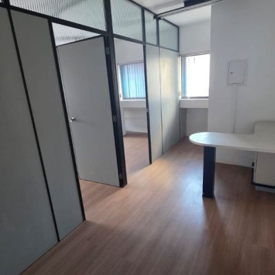 Sala com 36m², no bairro Centro em Florianópolis