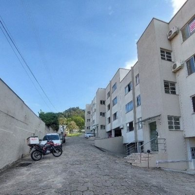 Apartamentos com 80m², 3 quartos, 1 garagem, no bairro Trindade em Florianópolis