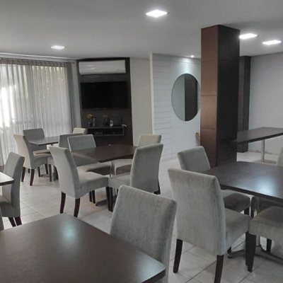 Apartamentos com 115m², 3 quartos (sendo 1 suíte), 2 garagens, no bairro Agronômica em Florianópolis
