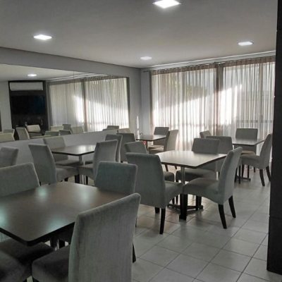 Apartamentos com 115m², 3 quartos (sendo 1 suíte), 2 garagens, no bairro Agronômica em Florianópolis