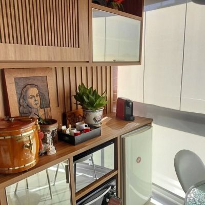 Apartamentos com 115m², 3 quartos (sendo 1 suíte), 2 garagens, no bairro Agronômica em Florianópolis