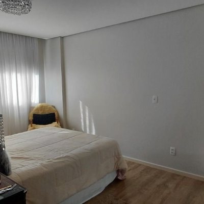 Apartamentos com 115m², 3 quartos (sendo 1 suíte), 2 garagens, no bairro Agronômica em Florianópolis