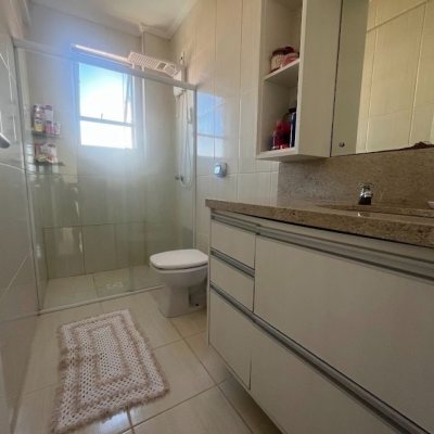 Apartamentos com 81m², 3 quartos (sendo 2 suítes), 1 garagem, no bairro Balneário em Florianópolis