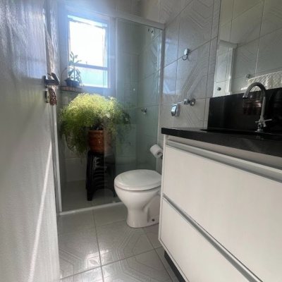 Apartamentos com 81m², 3 quartos (sendo 2 suítes), 1 garagem, no bairro Balneário em Florianópolis