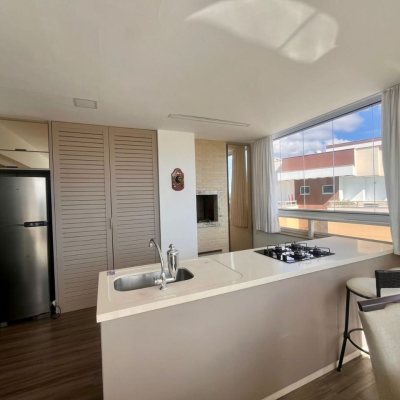 Cobertura com 90m², 1 quarto (sendo 1 suíte), 1 garagem, no bairro Campeche em Florianópolis