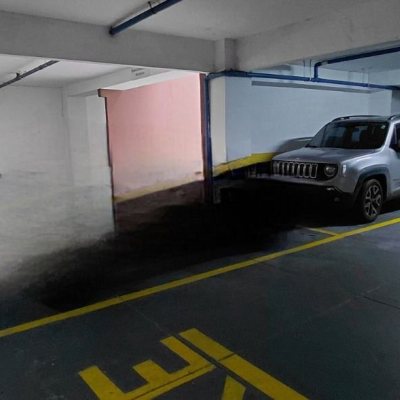 Sala com 30m², 1 garagem, no bairro Centro em Florianópolis