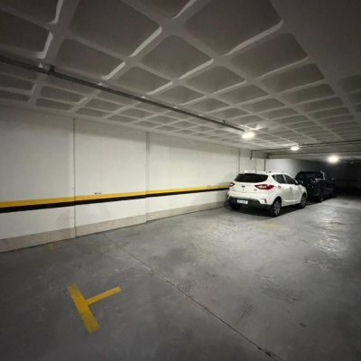 Apartamentos com 68m², 2 quartos (sendo 1 suíte), 2 garagens, no bairro Centro em Florianópolis