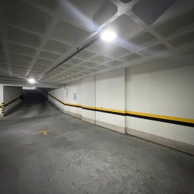 Apartamentos com 68m², 2 quartos (sendo 1 suíte), 2 garagens, no bairro Centro em Florianópolis
