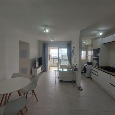 Apartamentos com 78m², 3 quartos (sendo 1 suíte), 1 garagem, no bairro Jardim Cidade De Florianópolis em São José