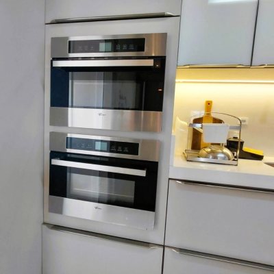 Cobertura com 180m², 3 quartos (sendo 3 suítes), 3 garagens, no bairro Balneário em Florianópolis