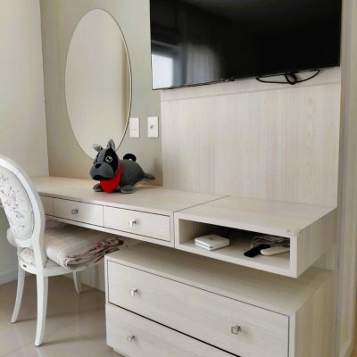 Cobertura com 180m², 3 quartos (sendo 3 suítes), 3 garagens, no bairro Balneário em Florianópolis