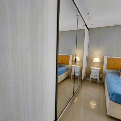 Cobertura com 180m², 3 quartos (sendo 3 suítes), 3 garagens, no bairro Balneário em Florianópolis