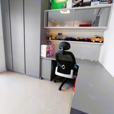 Cobertura com 180m², 3 quartos (sendo 3 suítes), 3 garagens, no bairro Balneário em Florianópolis
