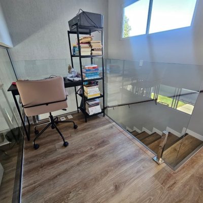 Casa Residencial com 234m², 4 quartos (sendo 2 suítes), 2 garagens, no bairro Campeche em Florianópolis