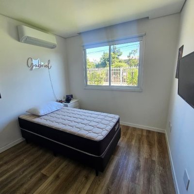 Casa Residencial com 234m², 4 quartos (sendo 2 suítes), 2 garagens, no bairro Campeche em Florianópolis
