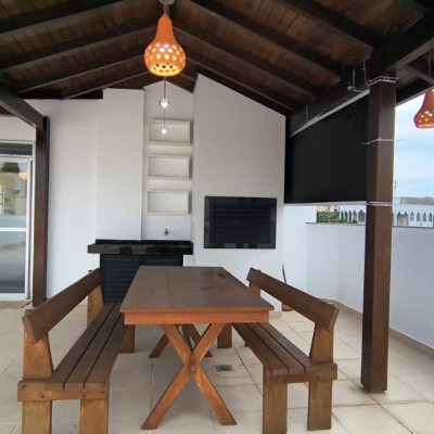 Cobertura com 189m², 3 quartos (sendo 1 suíte), 1 garagem, no bairro Capoeiras em Florianópolis