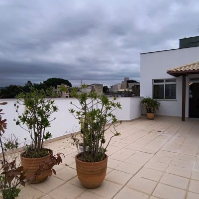 Cobertura com 189m², 3 quartos (sendo 1 suíte), 1 garagem, no bairro Capoeiras em Florianópolis