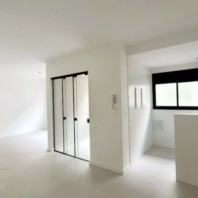 Apartamentos com 75m², 2 quartos (sendo 1 suíte), 1 garagem, no bairro Balneário em Florianópolis