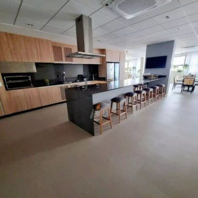 Apartamentos com 75m², 2 quartos (sendo 1 suíte), 1 garagem, no bairro Balneário em Florianópolis