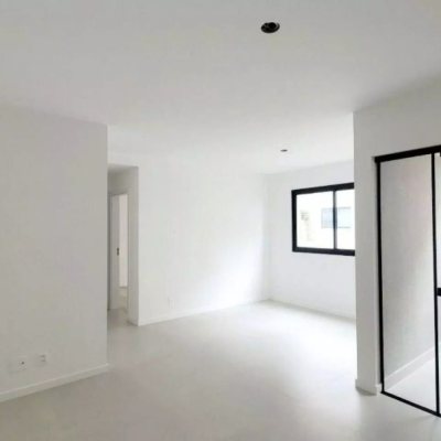 Apartamentos com 75m², 2 quartos (sendo 1 suíte), 1 garagem, no bairro Balneário em Florianópolis