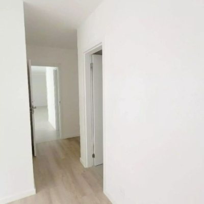 Apartamentos com 75m², 2 quartos (sendo 1 suíte), 1 garagem, no bairro Balneário em Florianópolis
