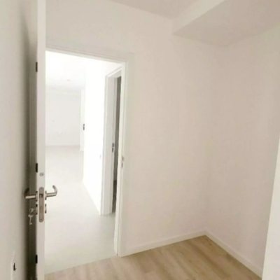Apartamentos com 75m², 2 quartos (sendo 1 suíte), 1 garagem, no bairro Balneário em Florianópolis