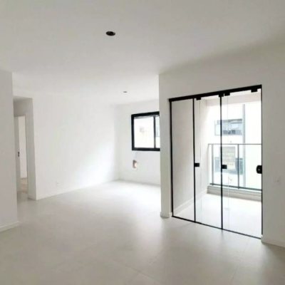 Apartamentos com 75m², 2 quartos (sendo 1 suíte), 1 garagem, no bairro Balneário em Florianópolis