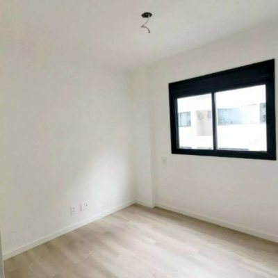 Apartamentos com 75m², 2 quartos (sendo 1 suíte), 1 garagem, no bairro Balneário em Florianópolis