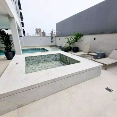 Apartamentos com 75m², 2 quartos (sendo 1 suíte), 1 garagem, no bairro Balneário em Florianópolis