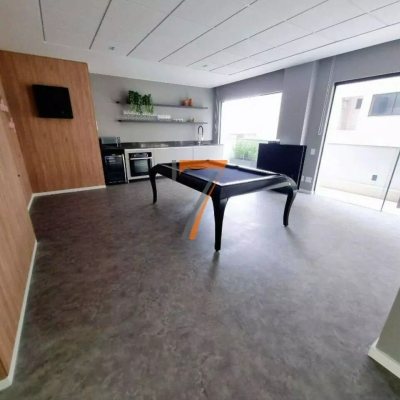 Apartamentos com 75m², 2 quartos (sendo 1 suíte), 1 garagem, no bairro Balneário em Florianópolis