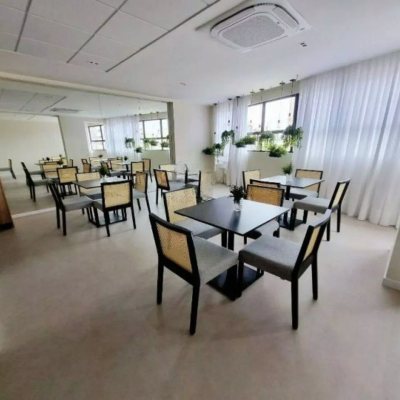 Apartamentos com 75m², 2 quartos (sendo 1 suíte), 1 garagem, no bairro Balneário em Florianópolis