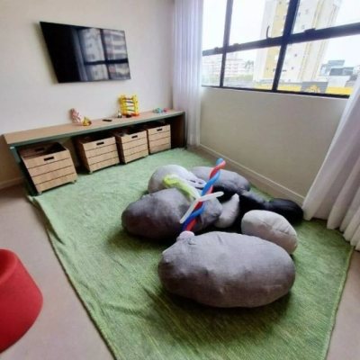 Apartamentos com 75m², 2 quartos (sendo 1 suíte), 1 garagem, no bairro Balneário em Florianópolis