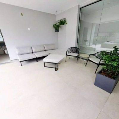 Apartamentos com 75m², 2 quartos (sendo 1 suíte), 1 garagem, no bairro Balneário em Florianópolis