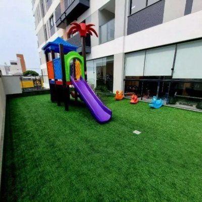 Apartamentos com 75m², 2 quartos (sendo 1 suíte), 1 garagem, no bairro Balneário em Florianópolis