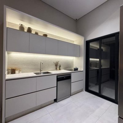 Casa em Condomínio com 144m², 3 quartos (sendo 1 suíte), 2 garagens, no bairro São Sebastião em Palhoça