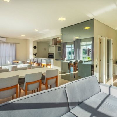 Apartamentos com 78m², 3 quartos (sendo 1 suíte), 1 garagem, no bairro Barreiros em São José