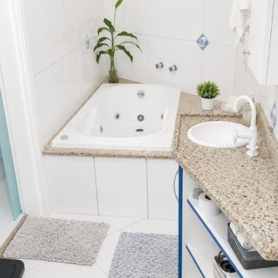 Casa em Condomínio com 160m², 4 quartos (sendo 1 suíte), 1 garagem, no bairro Vargem Do Bom Jesus em Florianópolis