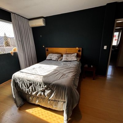 Apartamentos com 117m², 4 quartos (sendo 1 suíte), 1 garagem, no bairro Trindade em Florianópolis