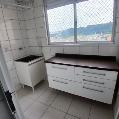 Apartamentos com 76m², 2 quartos (sendo 1 suíte), 1 garagem, no bairro Kobrasol em São José