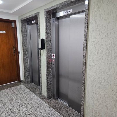 Apartamentos com 76m², 2 quartos (sendo 1 suíte), 1 garagem, no bairro Kobrasol em São José