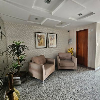 Apartamentos com 76m², 2 quartos (sendo 1 suíte), 1 garagem, no bairro Kobrasol em São José