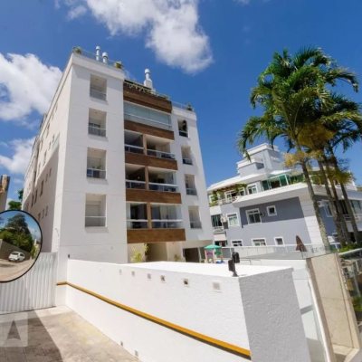 Cobertura com 176m², 3 quartos (sendo 1 suíte), 2 garagens, no bairro Itacorubi em Florianópolis