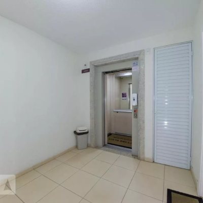 Cobertura com 176m², 3 quartos (sendo 1 suíte), 2 garagens, no bairro Itacorubi em Florianópolis